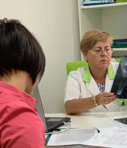Consultation of a rheumatologist  в центрі Novo